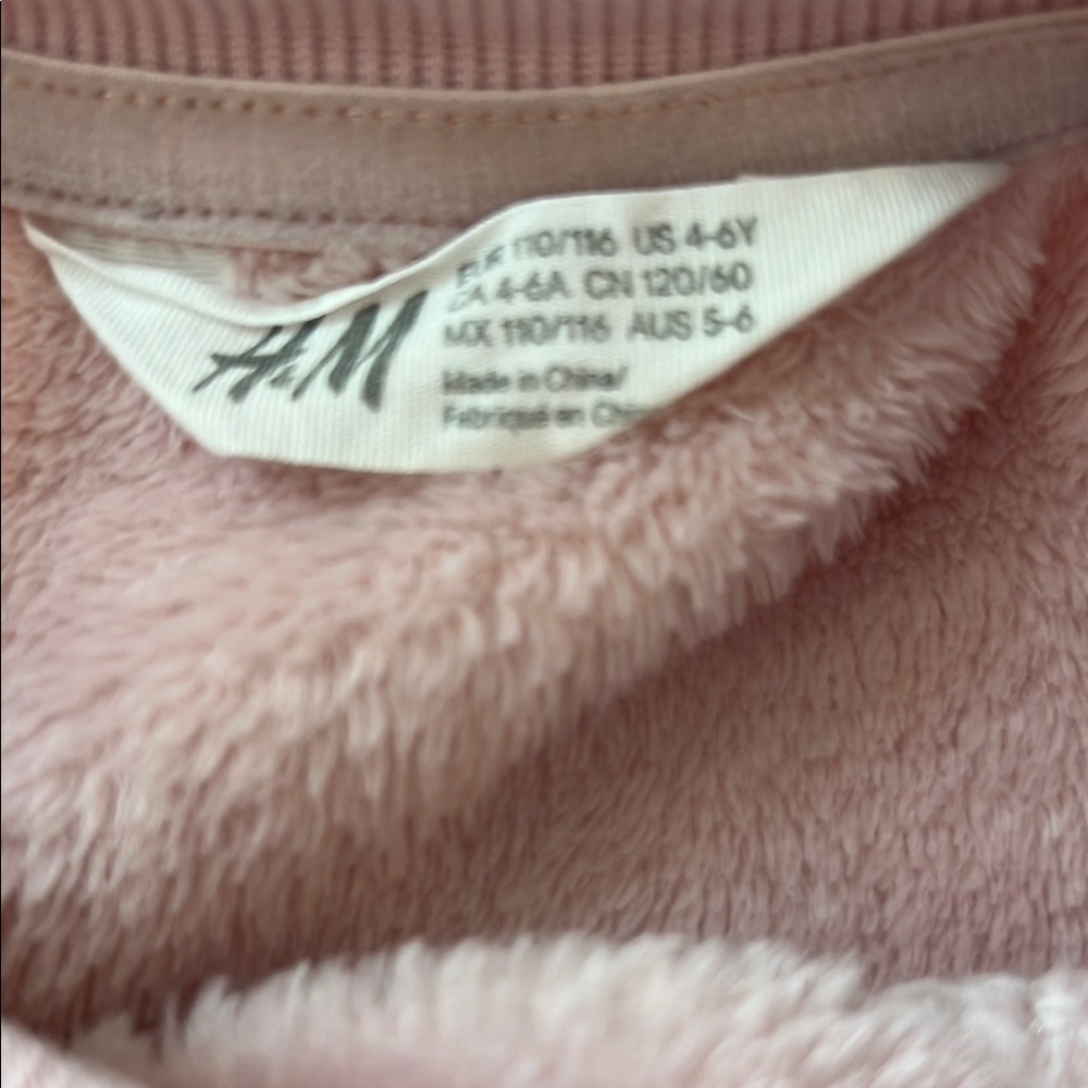 H&M Girls Pink Sequin Butterfly Kids Sweatshirt Size 4-6 - Picture 7 of 7